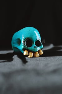 Image 1 of Blue Skull pot