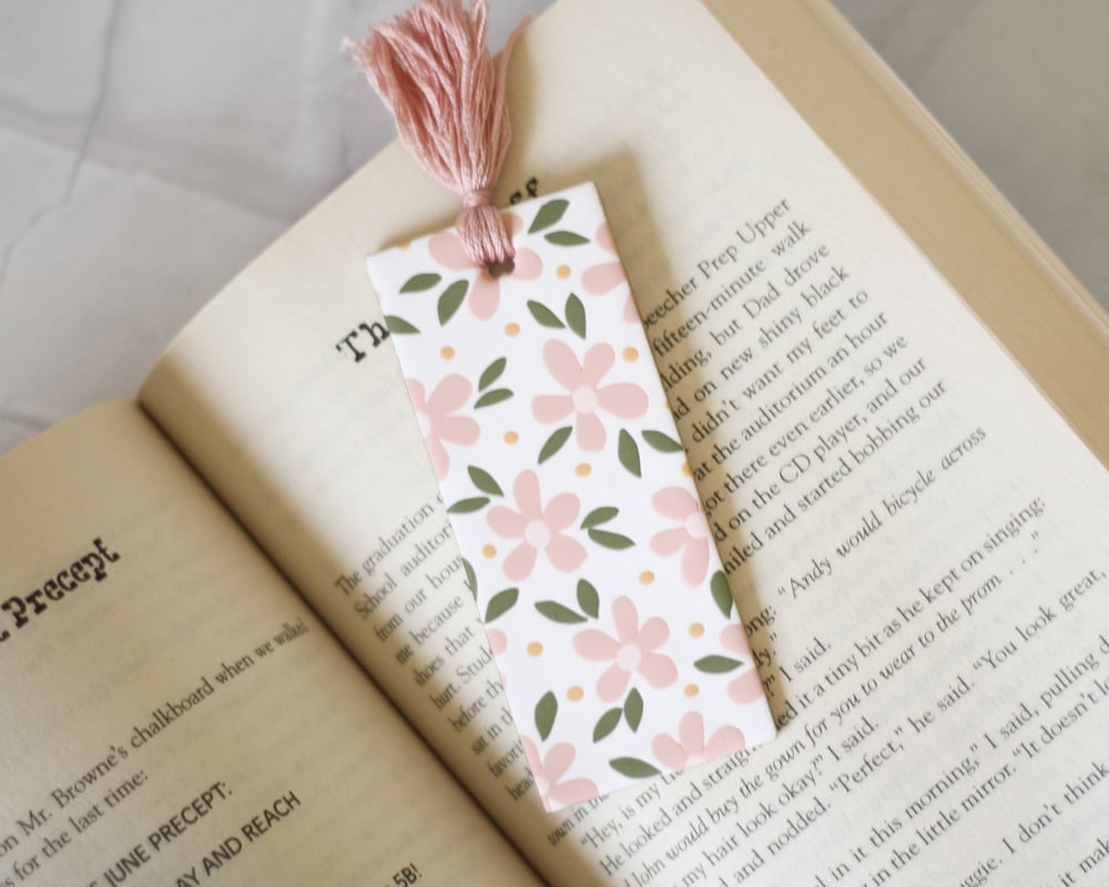 Image of Pink Flower Bookmark