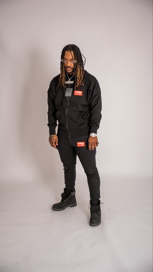 Image of 1 Outfit 4 Colorway
