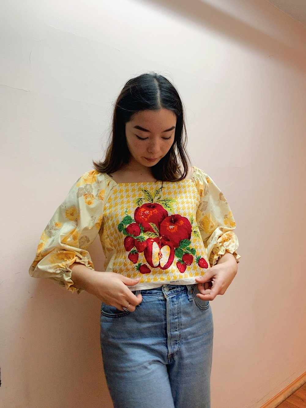Image of Tea Towel Top — Apples