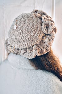 Image 2 of Third Eye Nude Beaded Ruffle Bonnet