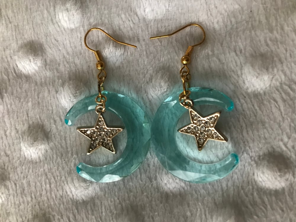 Image of Winter Moon earrings 