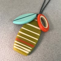 Image 1 of NEW cluster stripe leaf pendant 