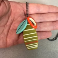 Image 2 of NEW cluster stripe leaf pendant 