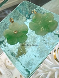 Image 1 of 14K  Hawaiian flower jade pendant 