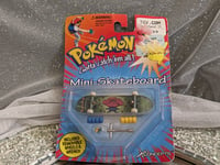 Image 1 of Pokémon Mini-Skateboard 1999 - Vileplume 0045 - MOC