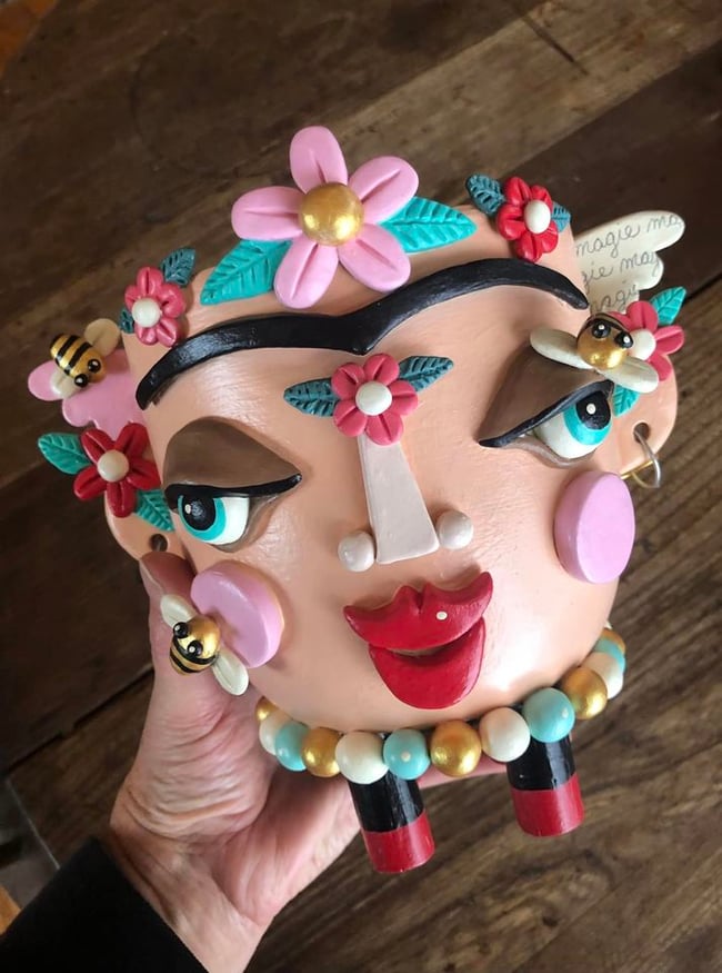 MAGICAL series - Frida with Bees and Flowers Clay Sculpture Planter