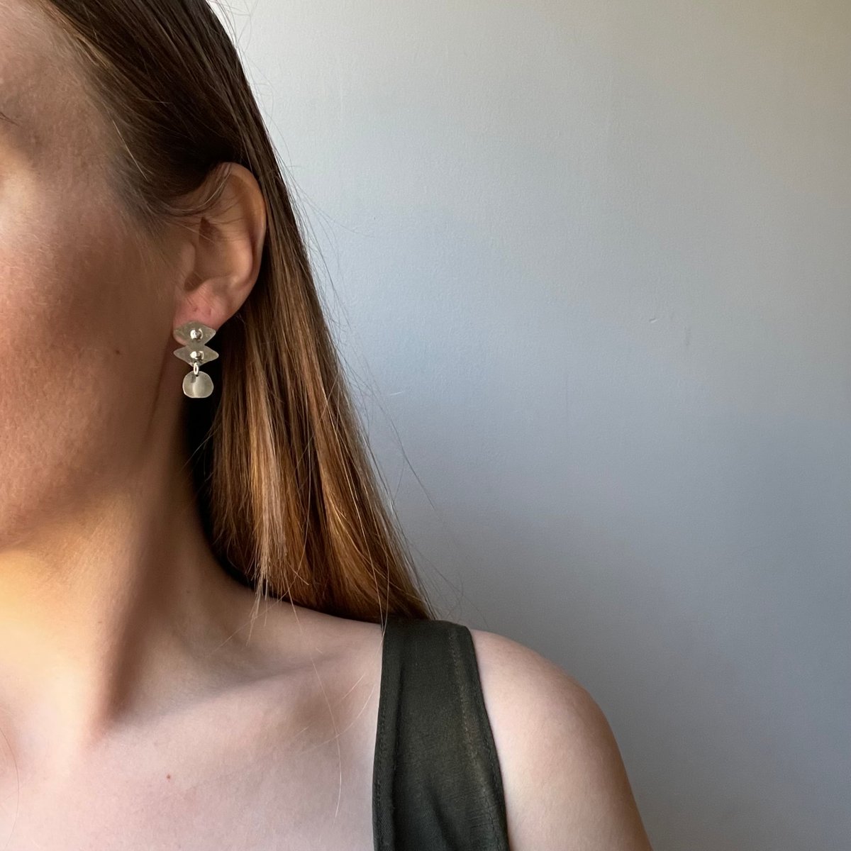 Image of ellus earring 