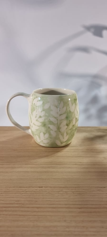 Image of Mug porcelain green leaf 1