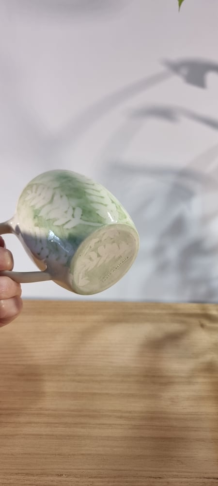 Image of Mug Porcelain green leaf 2