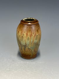 Image 1 of Tiny Vase 3