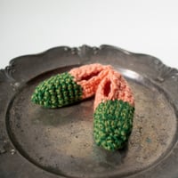 Image 1 of Sockslippers, Size M, Salmon Green