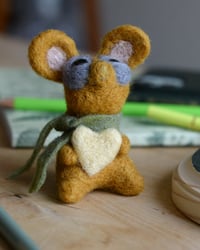 Image 3 of Hamish the mouse