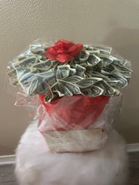 Image 3 of Real Money Bouquet 💵