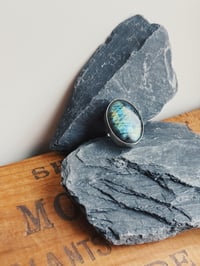 Image 1 of oval labradorite stone ring