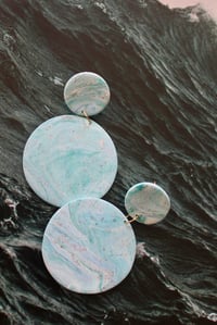 Image 3 of sparklin' tides