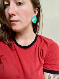 Image 5 of teal &amp; pearl oval studs