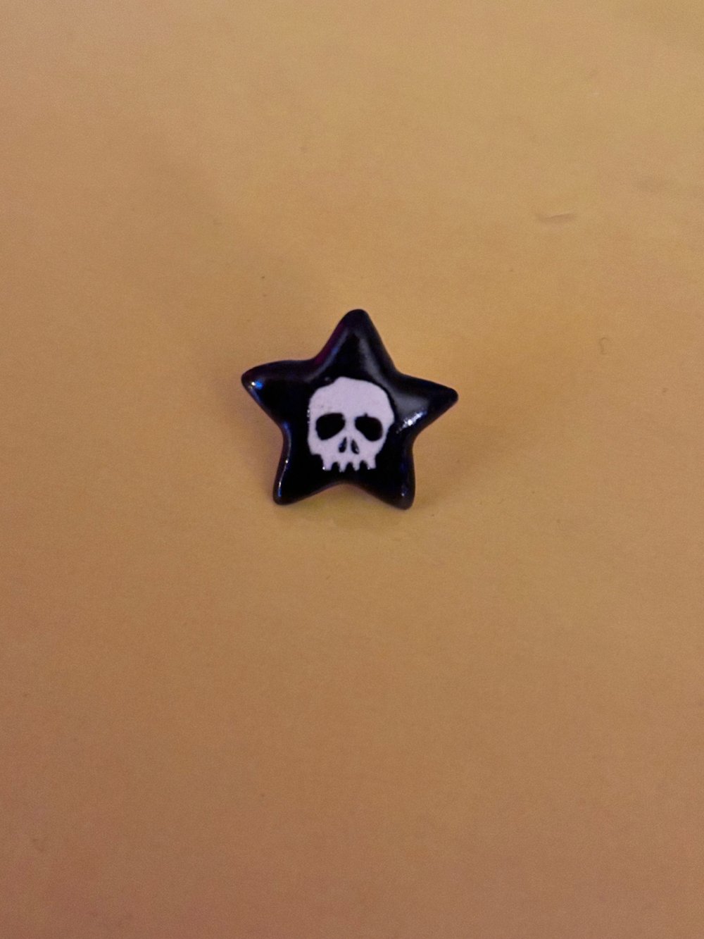 Star Skull pin #1