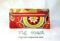 Image 3 of Festive Flowers Wallet