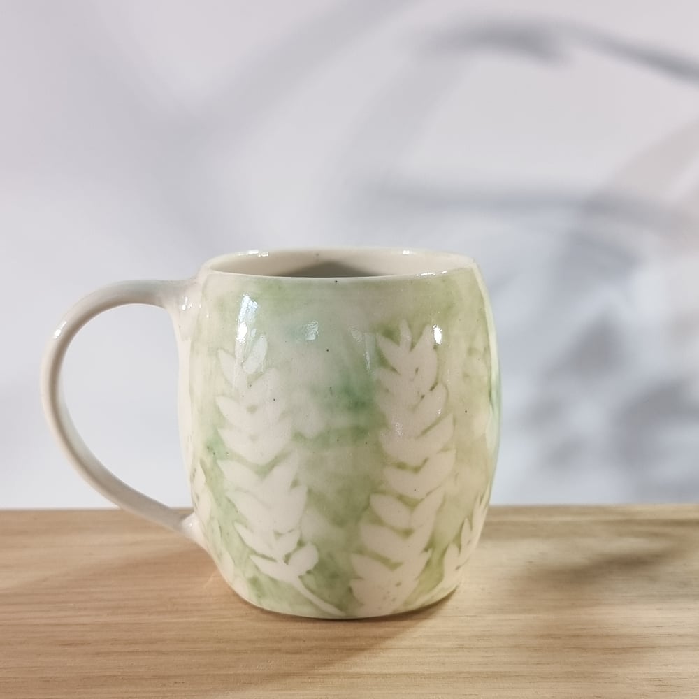 Image of Mug Porcelain green leaf 2