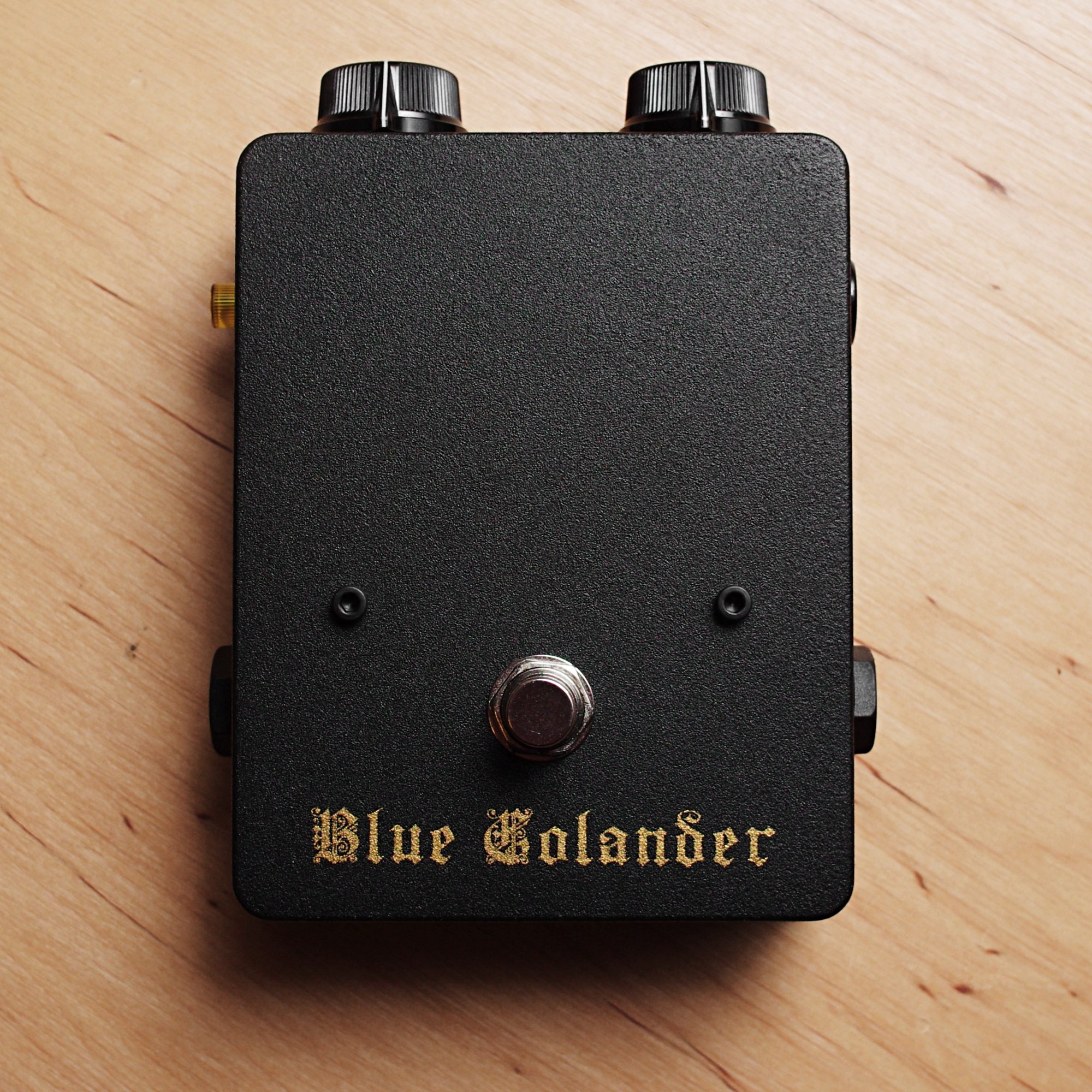 Tonebender MKII - OC75 germanium fuzz | blue colander stompboxes Tonebender MKII - OC75 germanium fuzz | blue colander stompboxes