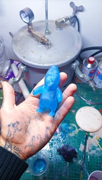 Image 3 of SCOLINA スコリナ - Clear blue resin toy