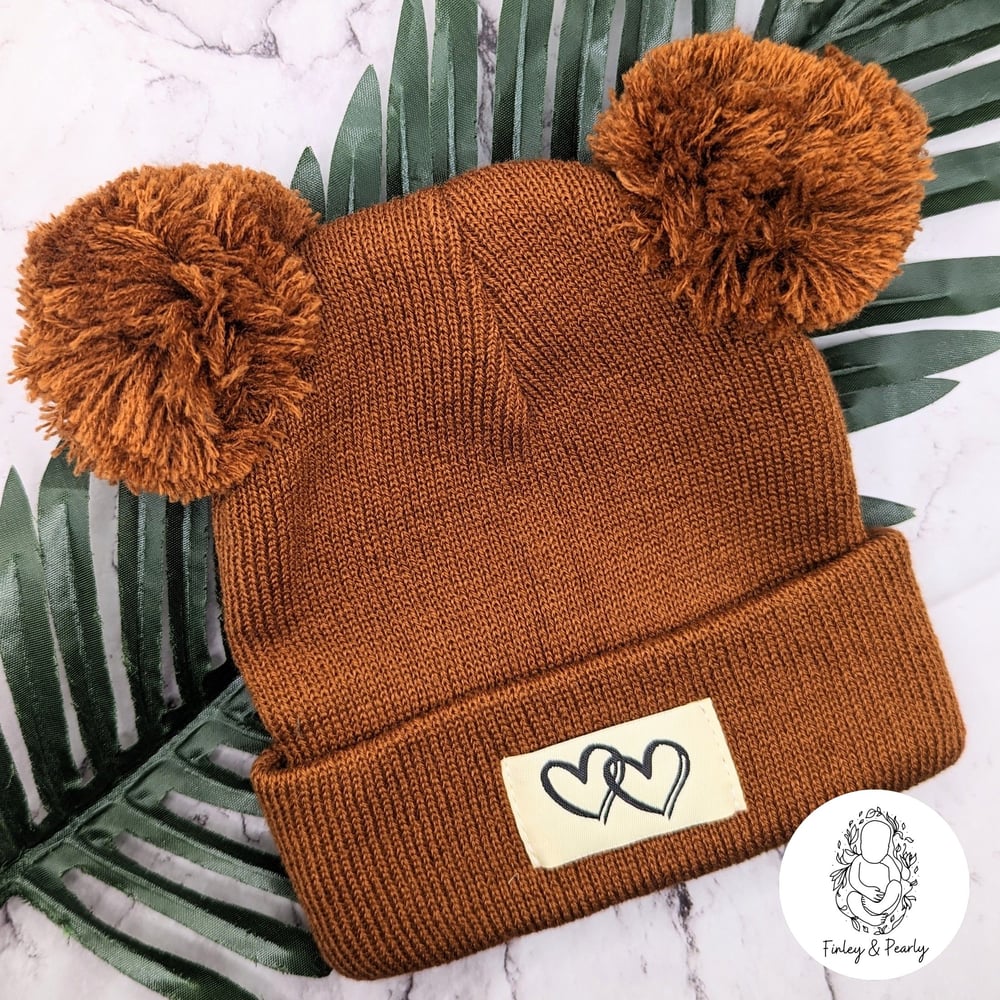 HAT: Pom Pom Heart