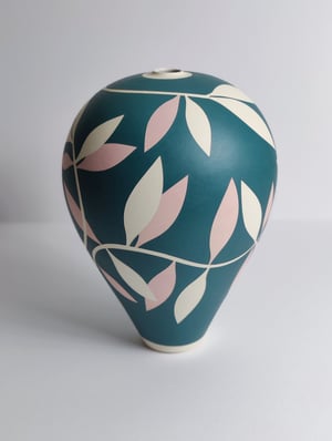 Image of Large Emerald, Pink & White Leaf Vessel