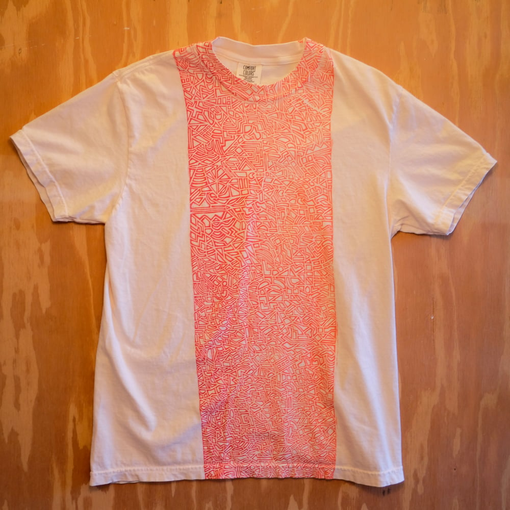 Image of BLOCK-PRINTED TEE - vertical shapes - size M