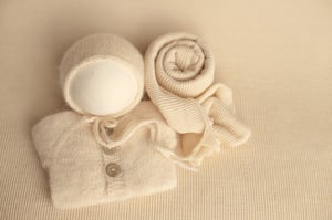Image of Footed Romper and Bonnet Set - CHAMPAGNE