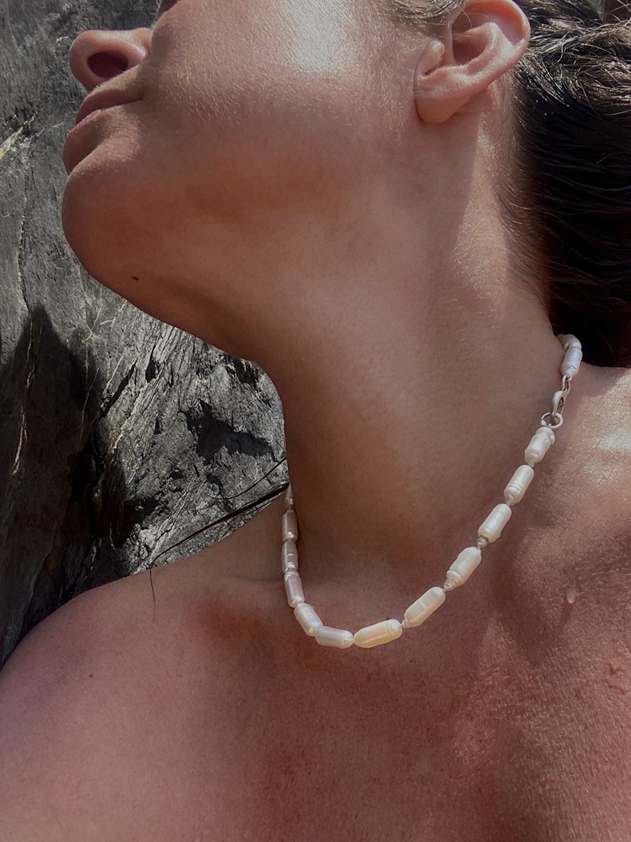 Full body on sale pearl necklace