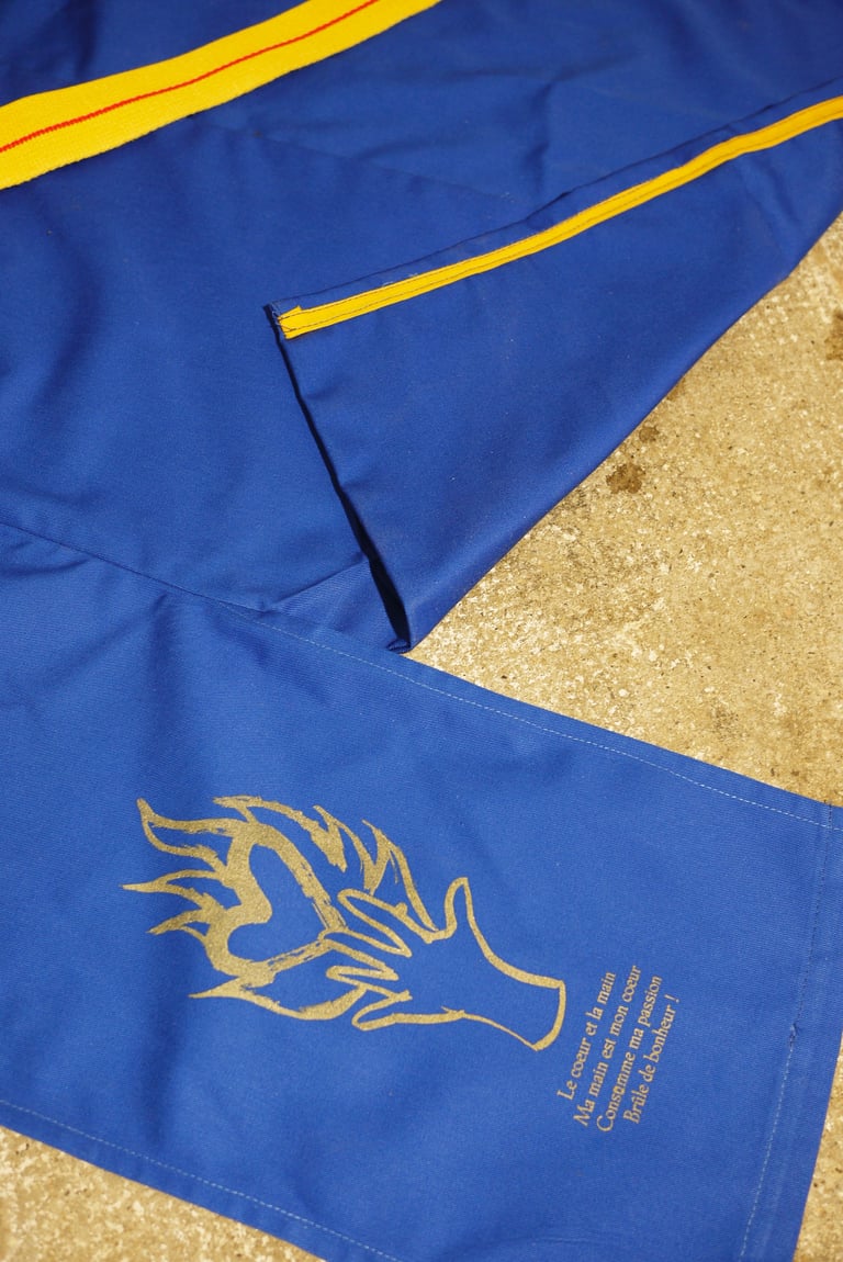 GRANDE OURSE x ISABELLE DECOUX / TABLION 3 pantalon travail bleu - sangle jaune Image 3