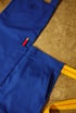 GRANDE OURSE x ISABELLE DECOUX / TABLIER 3 pantalon travail bleu - sangle jaune Image 4