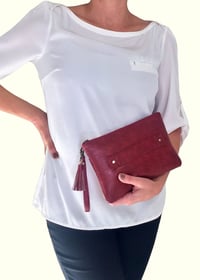 Image 3 of Bella Clutch PDF Pattern