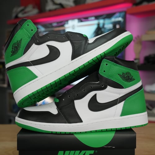 Image of Jordan 1 Retro High OG Lucky Green