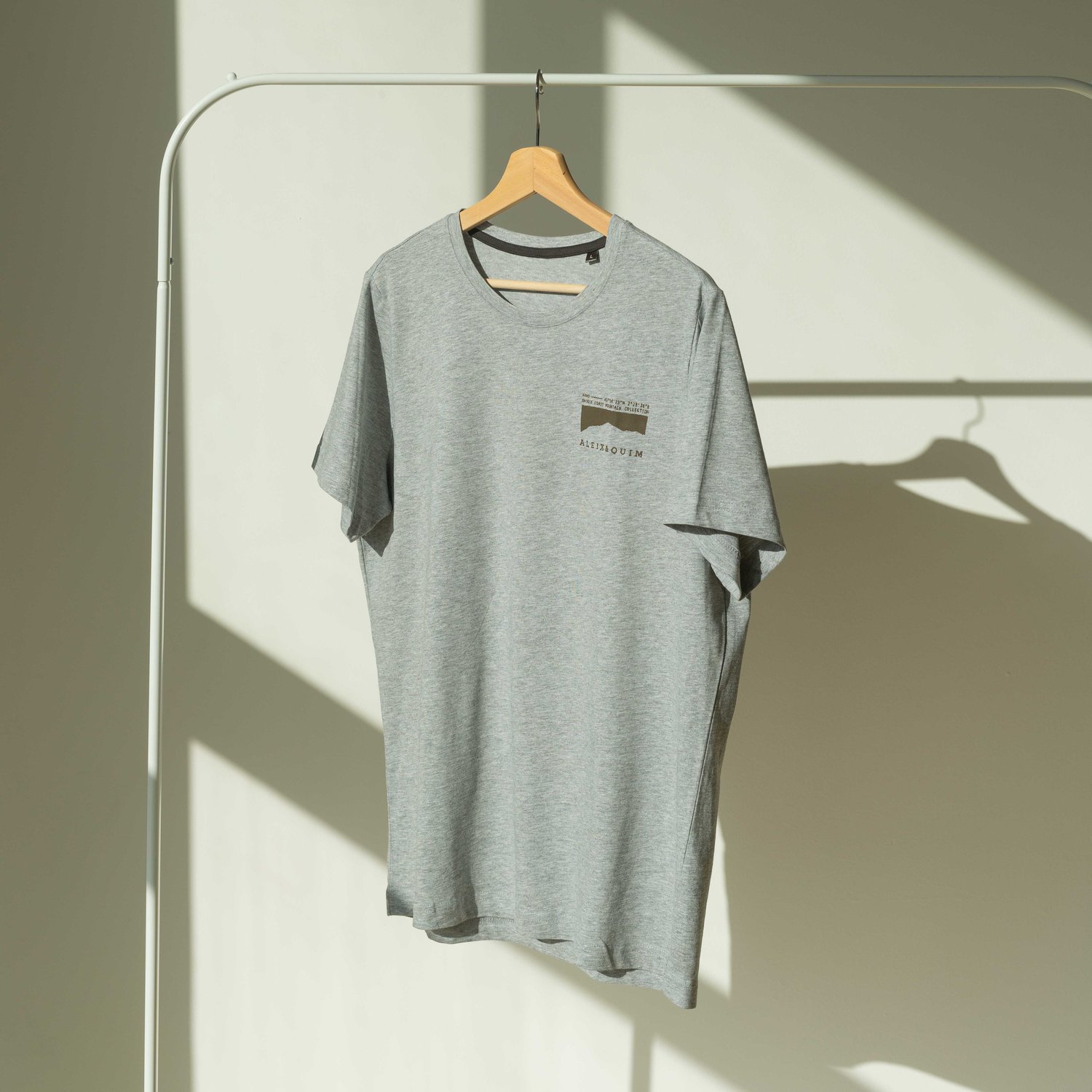 Image of CAMISETA "ARNO" GRIS