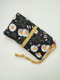 Image 2 of Maxi cartera MARGARITAS NEGRO