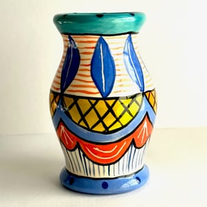 Image of 16 Vase 2023