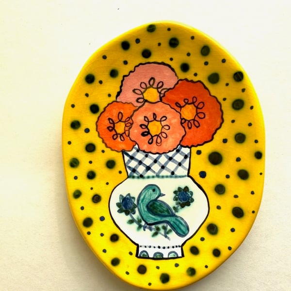Image of 32 Bright Yellow and Polka Dot Platter with Bird Vase 2023