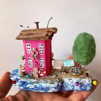 Image 2 of Driftwood houses Storm on the Cliff