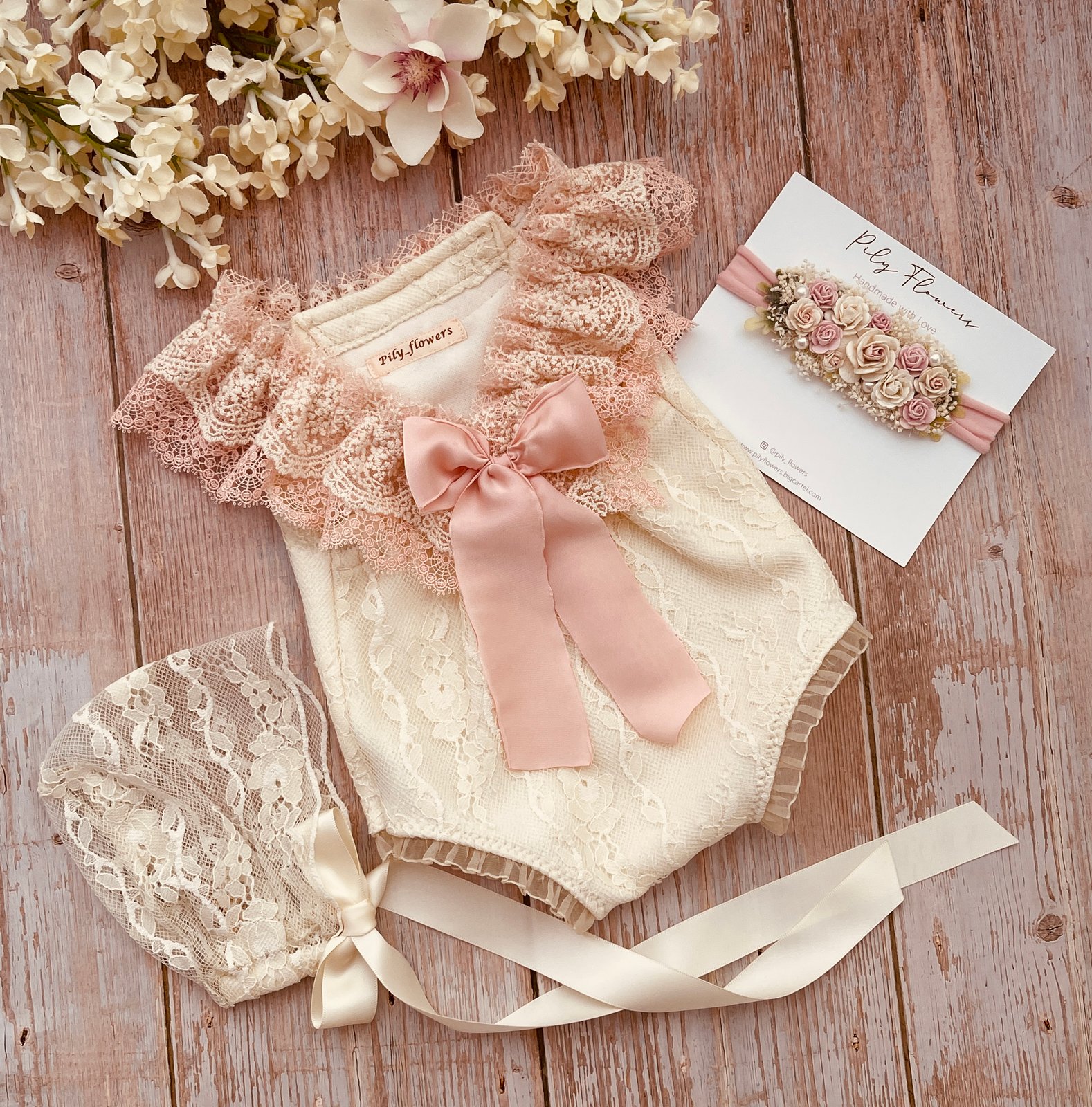 Miracle Lace Romper: Ivory & Pink Heirloom | Pily Flowers. | Pily