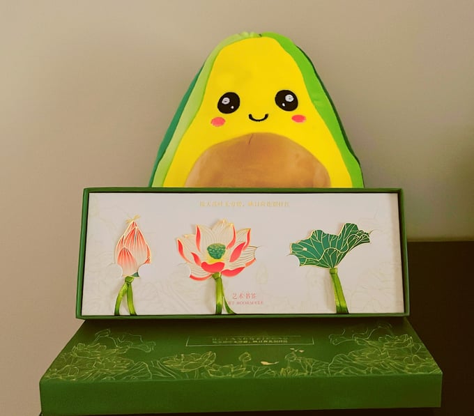 Image of Lotus Bookmarks Art Gift Box