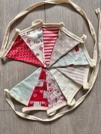 Handmade Summer House Bunting 10 flags