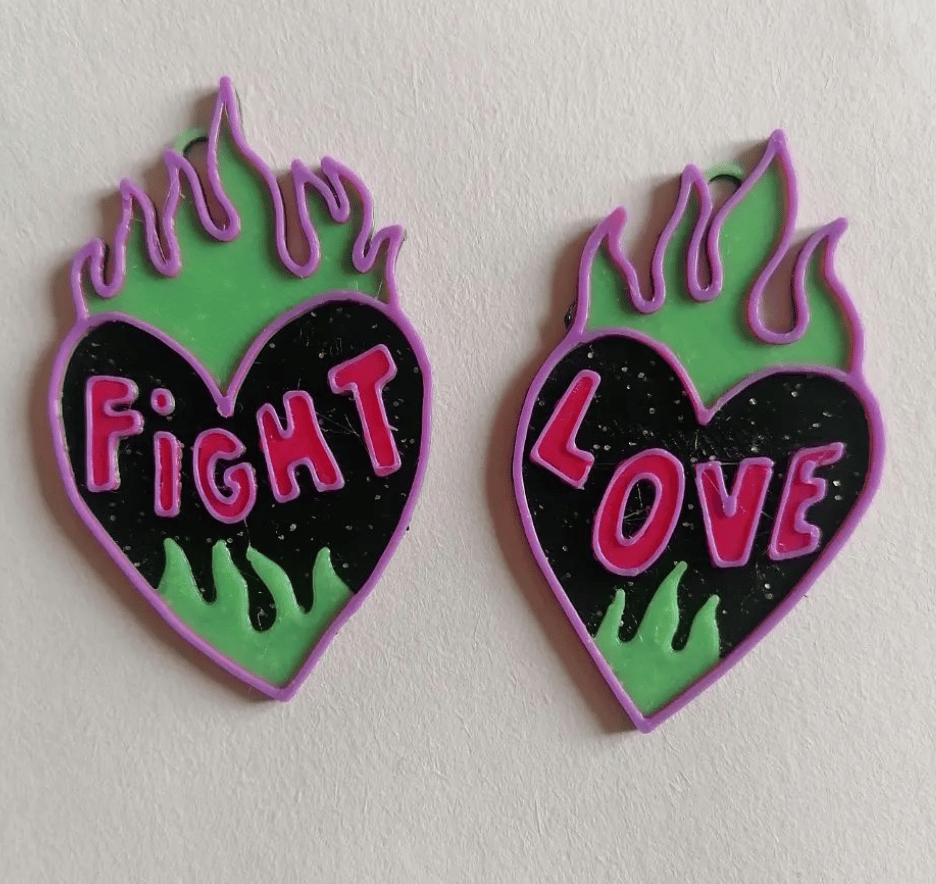 Earrings fight love 2