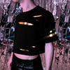 HOLED CROP TOP GOLD