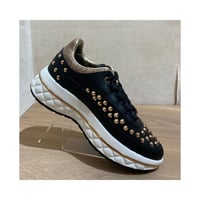 Image 4 of SNEAKER GUESS NEGRA SS24