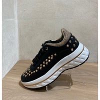 Image 2 of SNEAKER GUESS NEGRA SS24