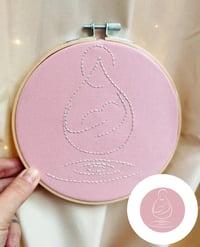 Image 3 of Broderie Logo