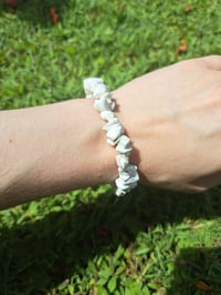 Image 2 of Howlite Chip Bracelets