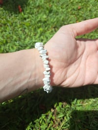 Image 3 of Howlite Chip Bracelets